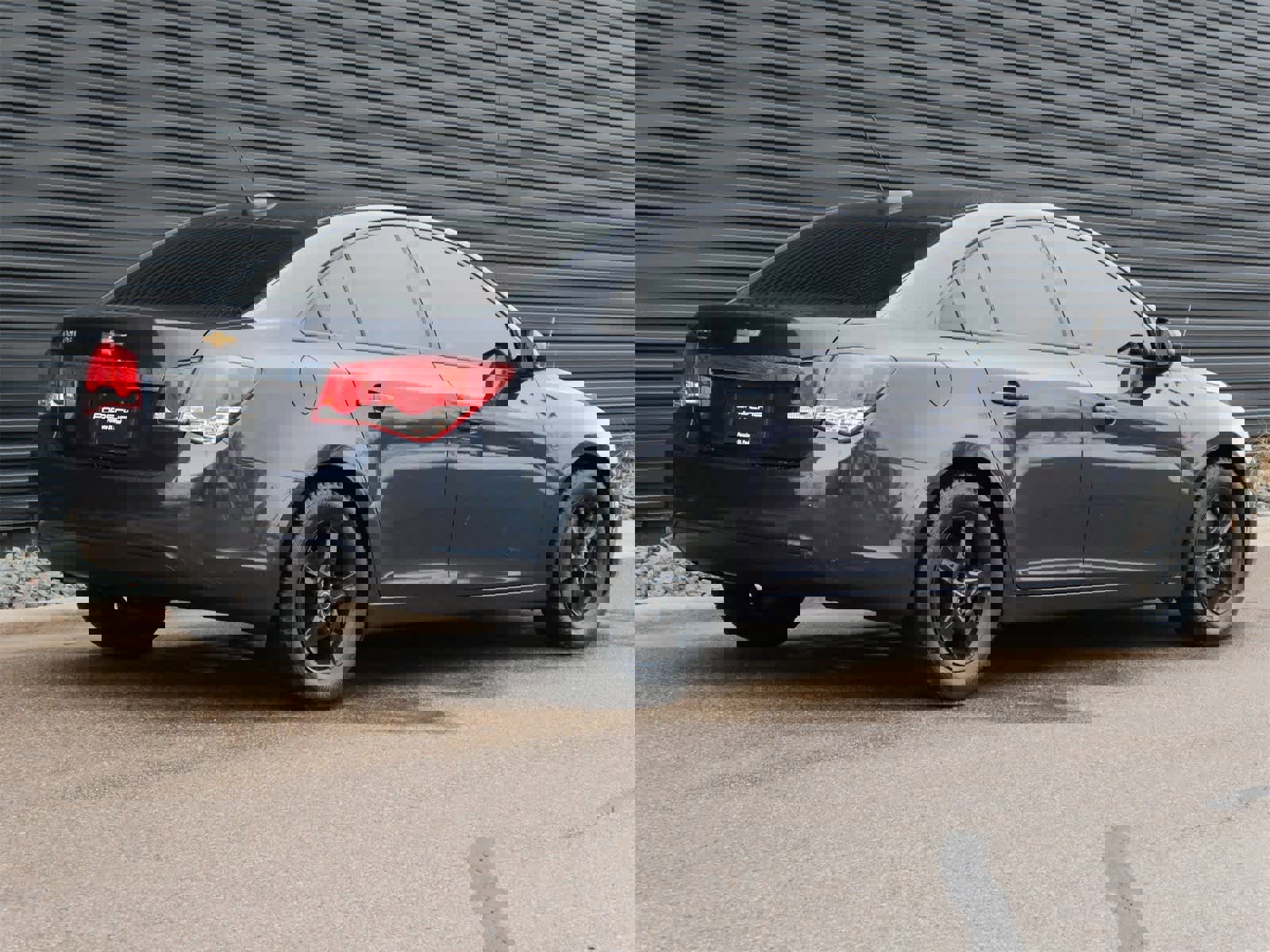 Used 2015 Chevrolet Cruze LS image 25