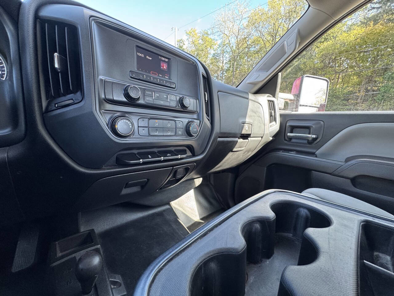 Used 2017 GMC Sierra 1500 4x4 Crew Cab w/ Sierra Convenience Package image 29