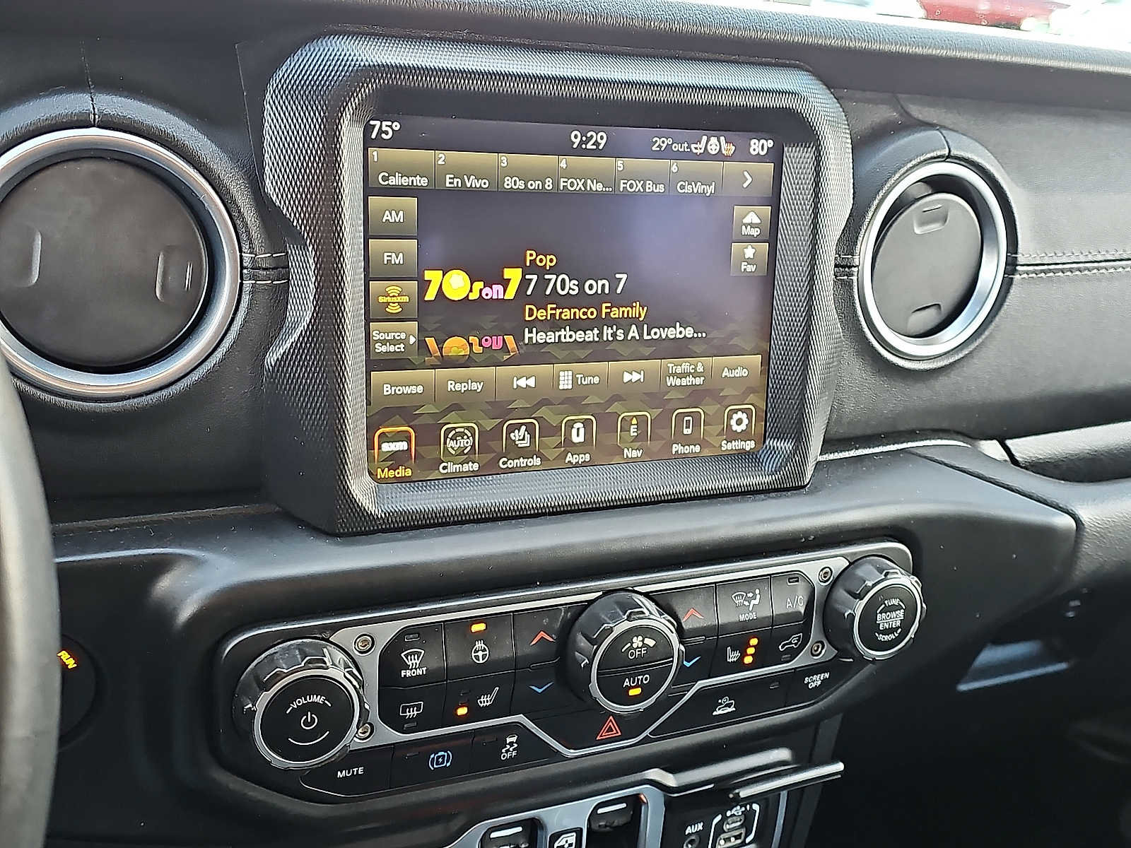 Used 2021 Jeep Wrangler Unlimited Sahara w/ Cold Weather Group image 18