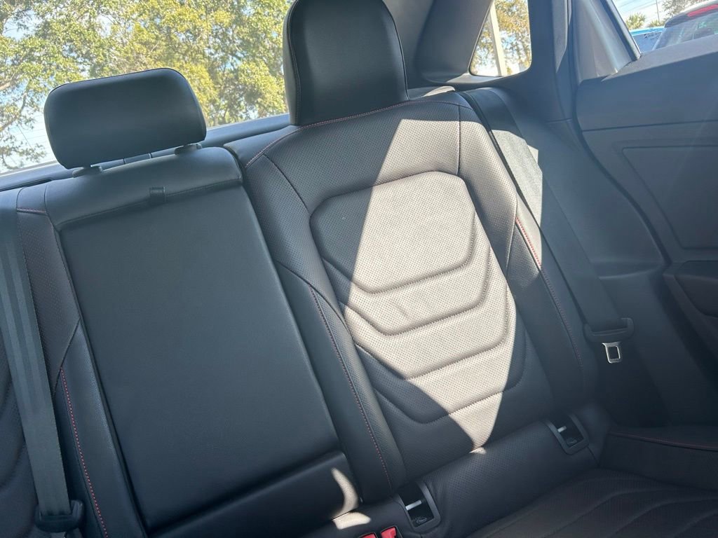 Used 2023 Volkswagen Jetta GLI Autobahn w/ GLI Black Package image 14