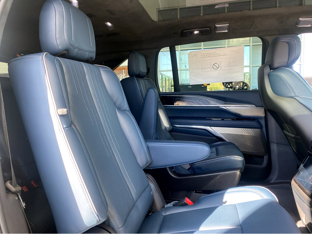 New 2025 Cadillac Escalade IQ Sport 2 image 26