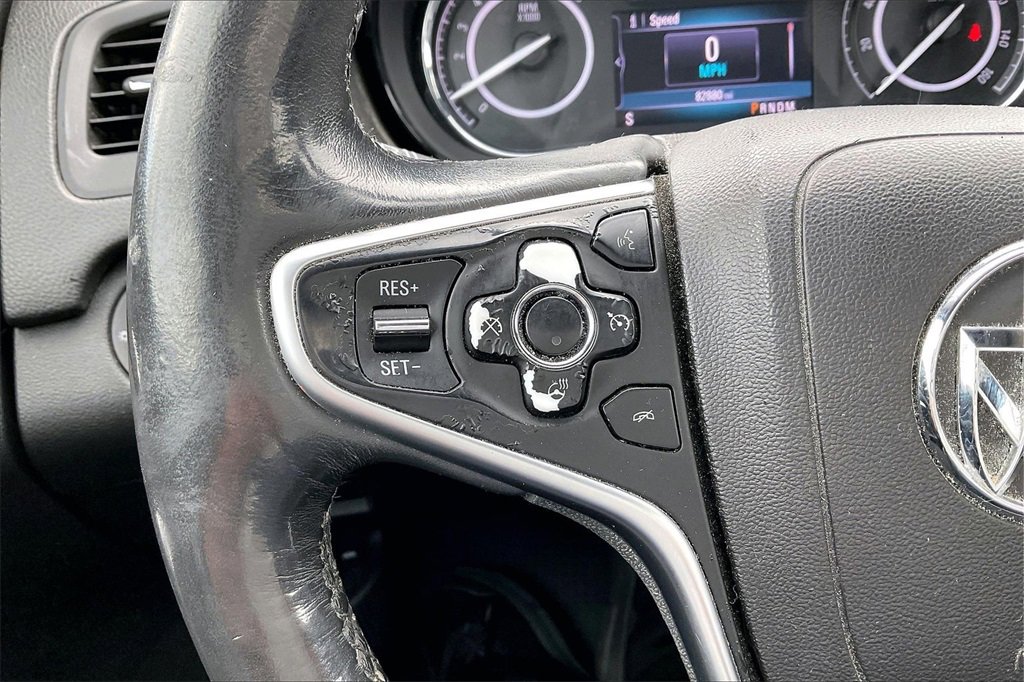 Used 2017 Buick Regal Premium image 13