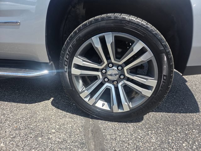 Used 2017 GMC Yukon Denali w/ Open Road Package AWD/4WD image 12