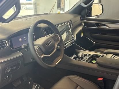New 2026 Jeep Grand Wagoneer L Limited AWD/4WD image 14