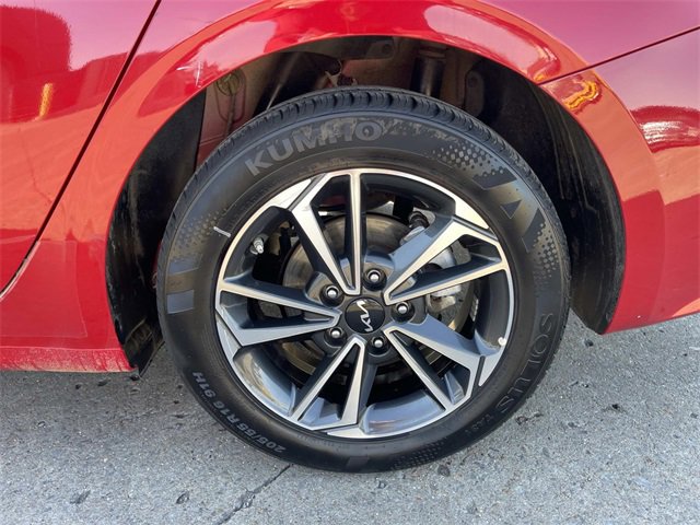 Used 2024 Kia Forte LXS image 11