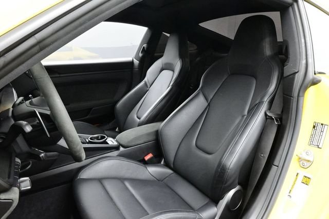 Used 2024 Porsche 911 Carrera GTS RWD image 5
