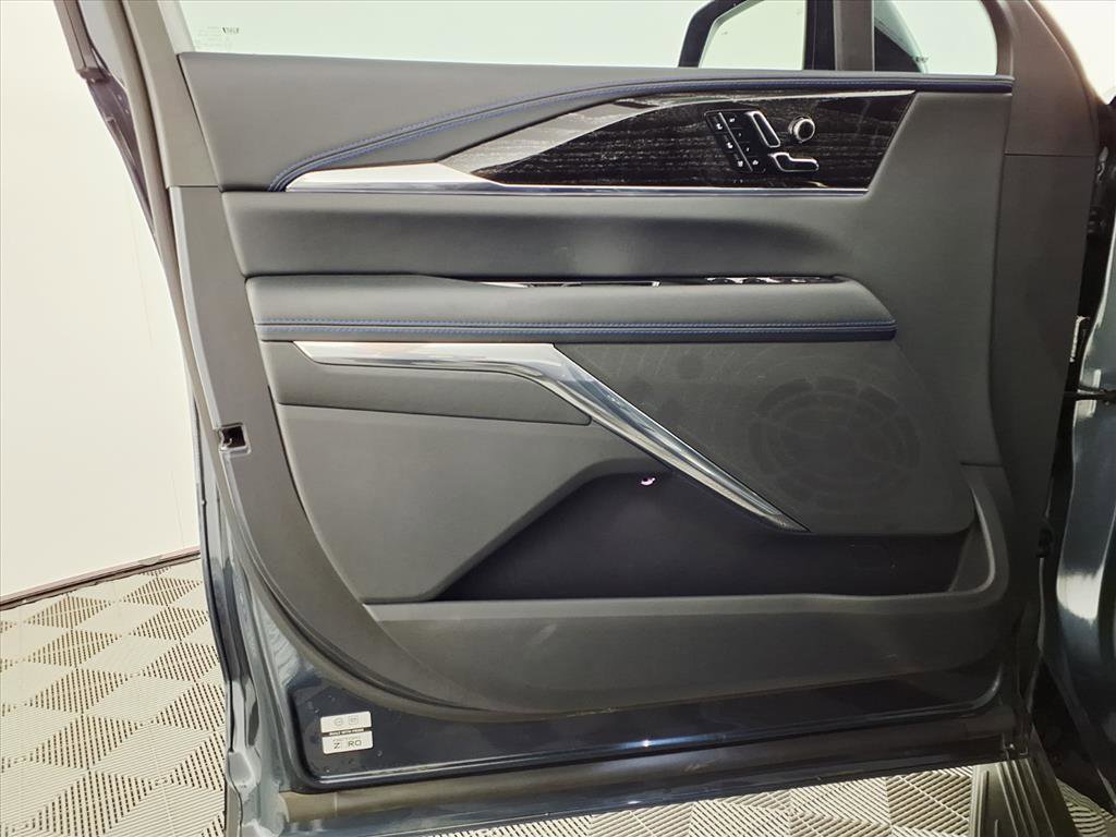 Certified 2026 Cadillac Escalade IQ Luxury 1 image 16