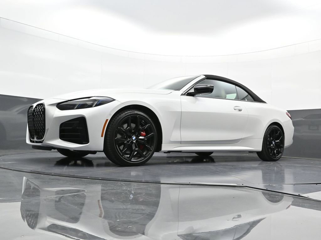 Used 2026 BMW 440i xDrive Convertible w/ Premium Package image 24