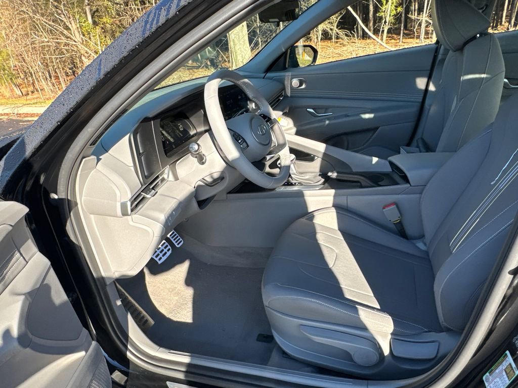 New 2026 Hyundai Elantra Sport image 8