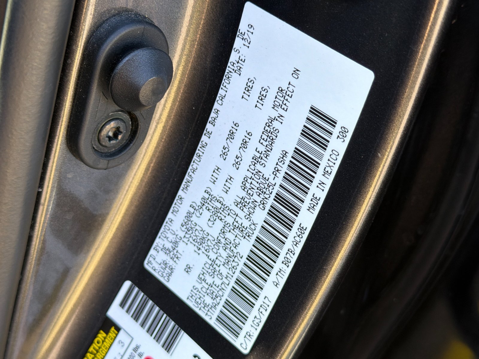 Used 2020 Toyota Tacoma TRD Off-Road w/ Technology Package RWD image 27