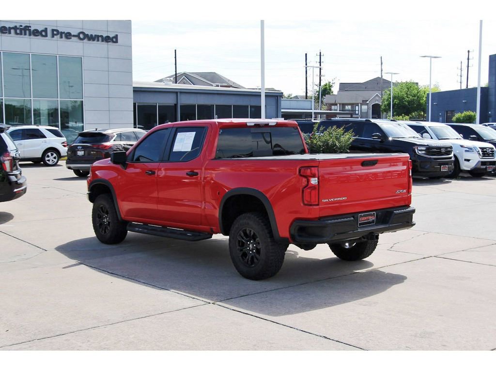 Used 2024 Chevrolet Silverado 1500 ZR2 w/ Technology Package image 4