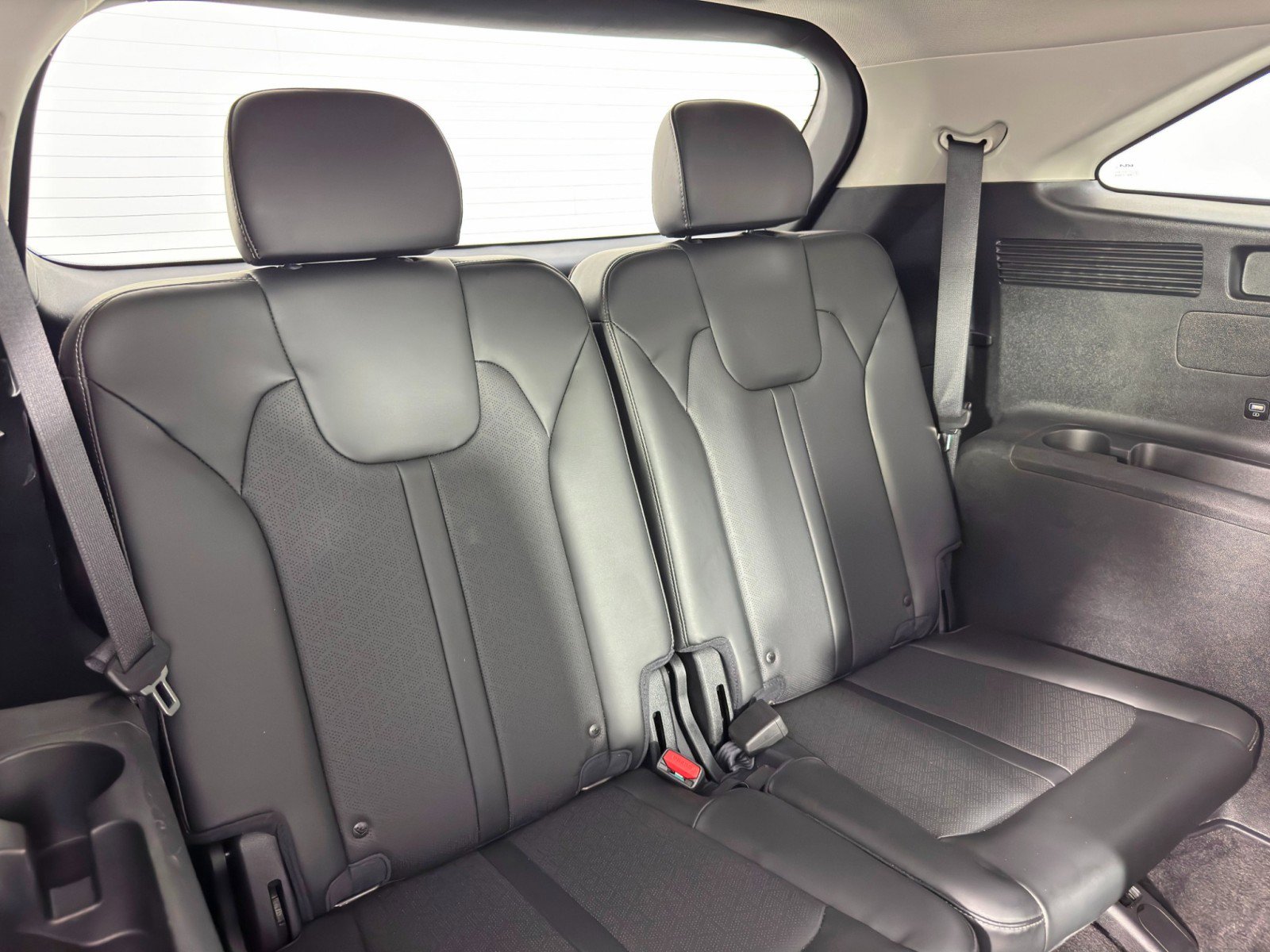 Used 2021 Kia Sorento EX w/ Panoramic Sunroof Package image 37