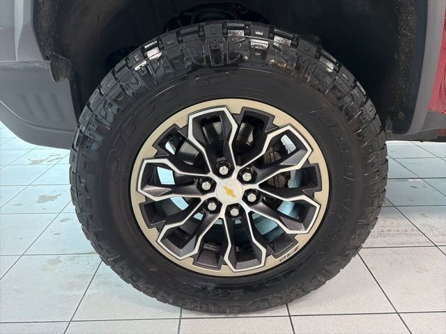 Used 2018 Chevrolet Colorado ZR2 AWD/4WD image 12