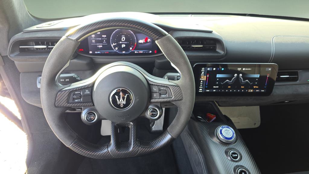 Used 2022 Maserati MC20 Coupe image 24