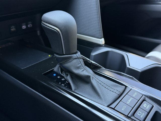New 2026 Toyota Camry SE w/ Multimedia Upgrade Package FWD image 17