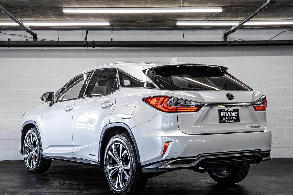 Used 2017 Lexus RX 450h AWD w/ Cold Weather Package image 3