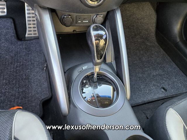 Used 2015 Hyundai Veloster Turbo FWD image 30