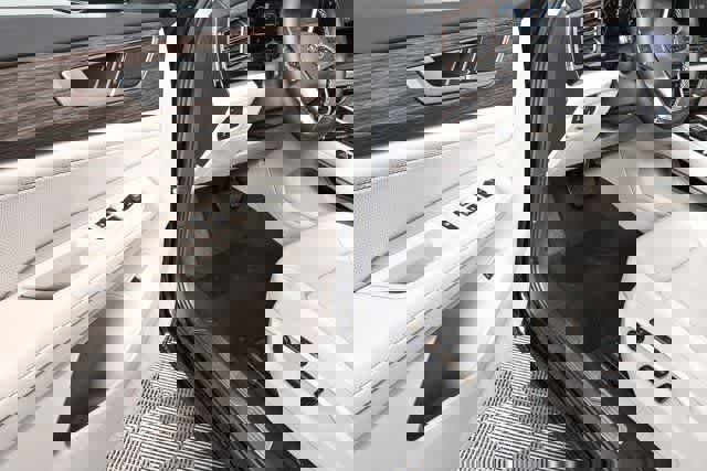 New 2026 Volkswagen Atlas SEL image 7