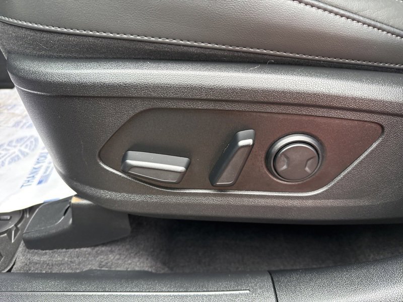 Used 2025 Kia Sorento S image 25