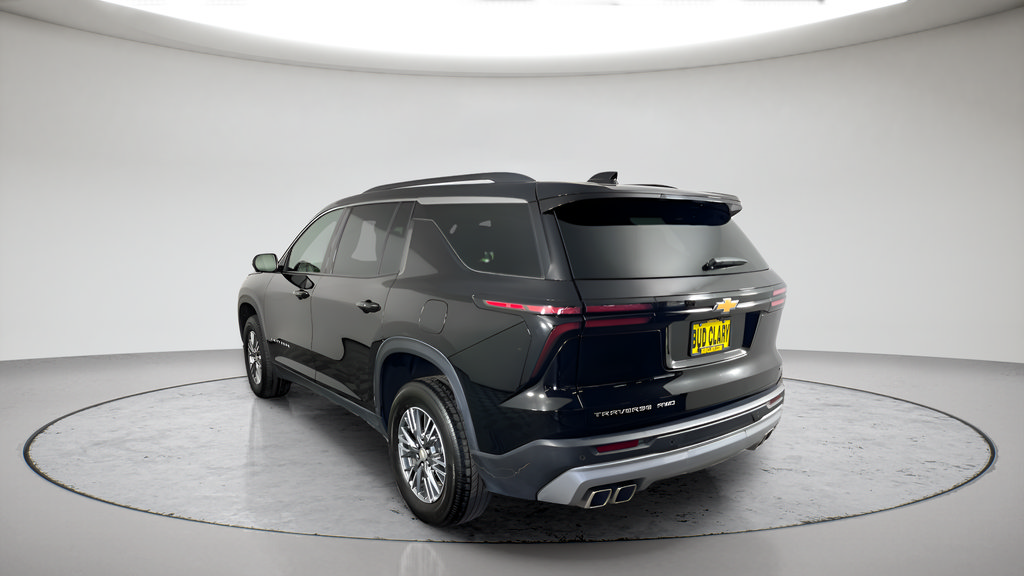 Used 2024 Chevrolet Traverse LT AWD/4WD image 5