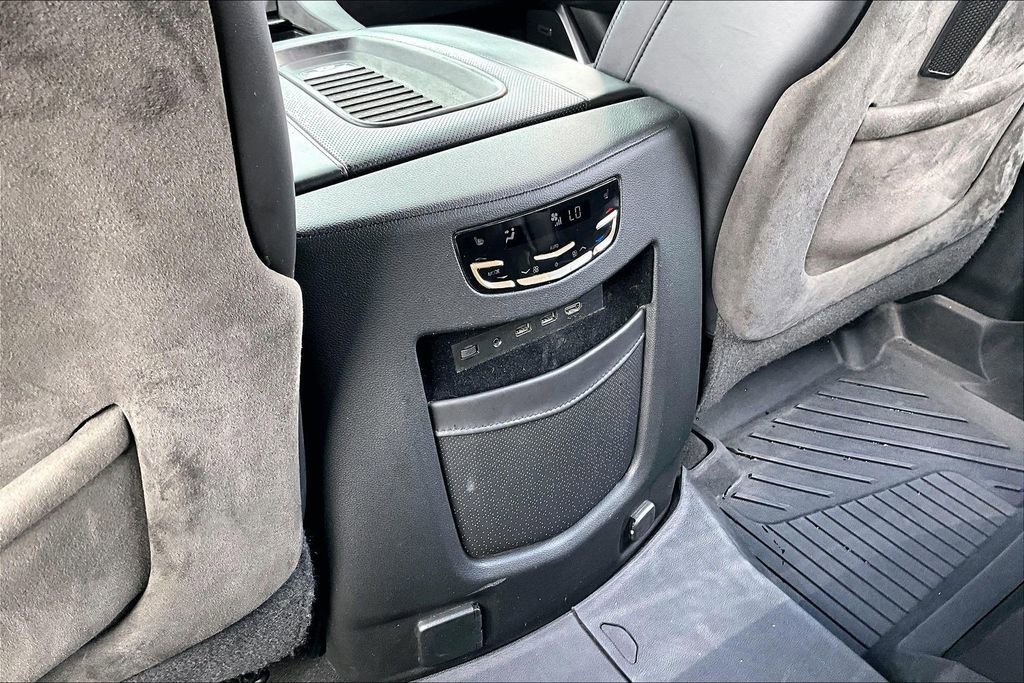 Used 2020 Cadillac Escalade ESV Platinum AWD/4WD image 24