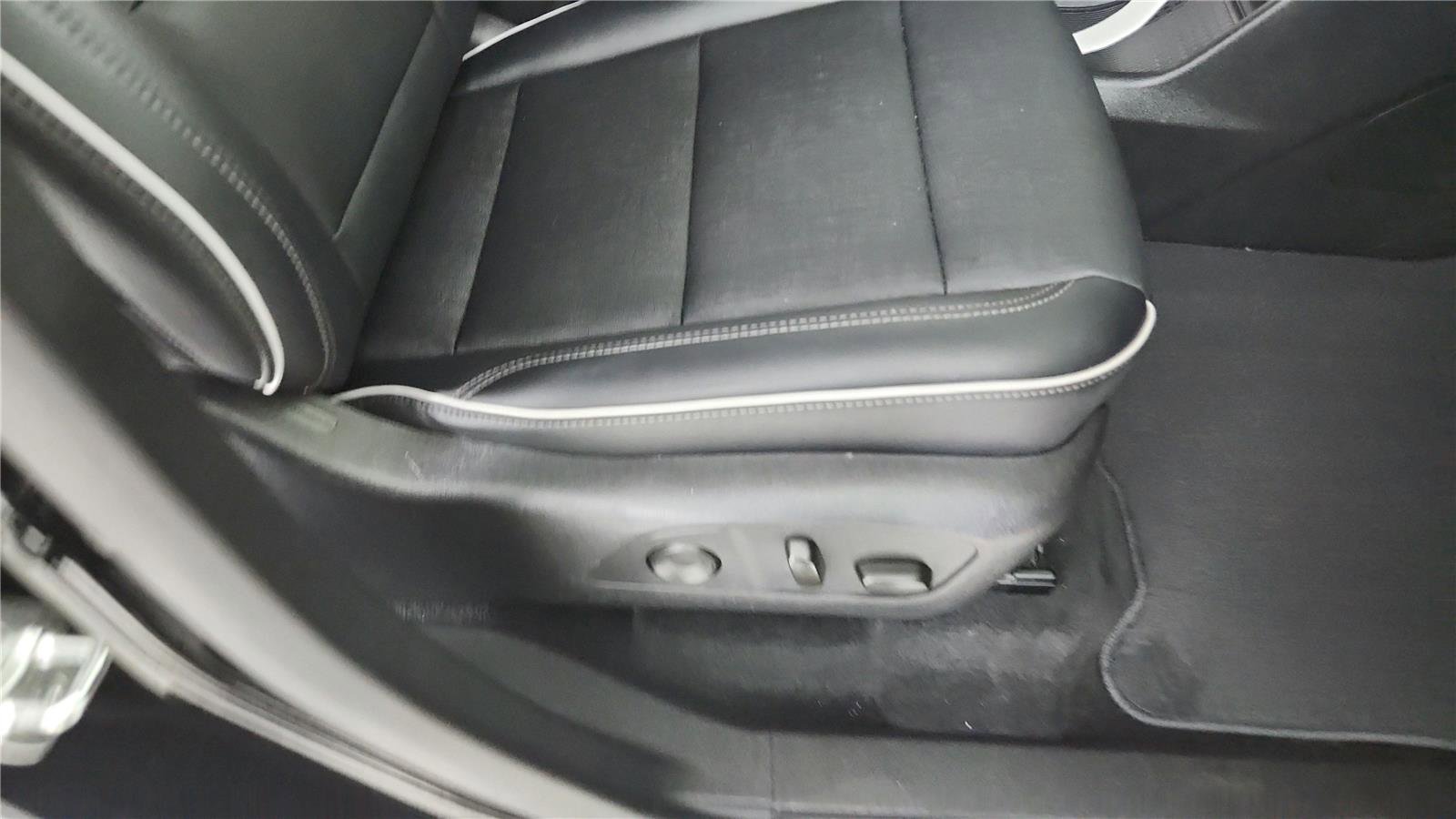 Used 2025 Buick Enclave Preferred image 22