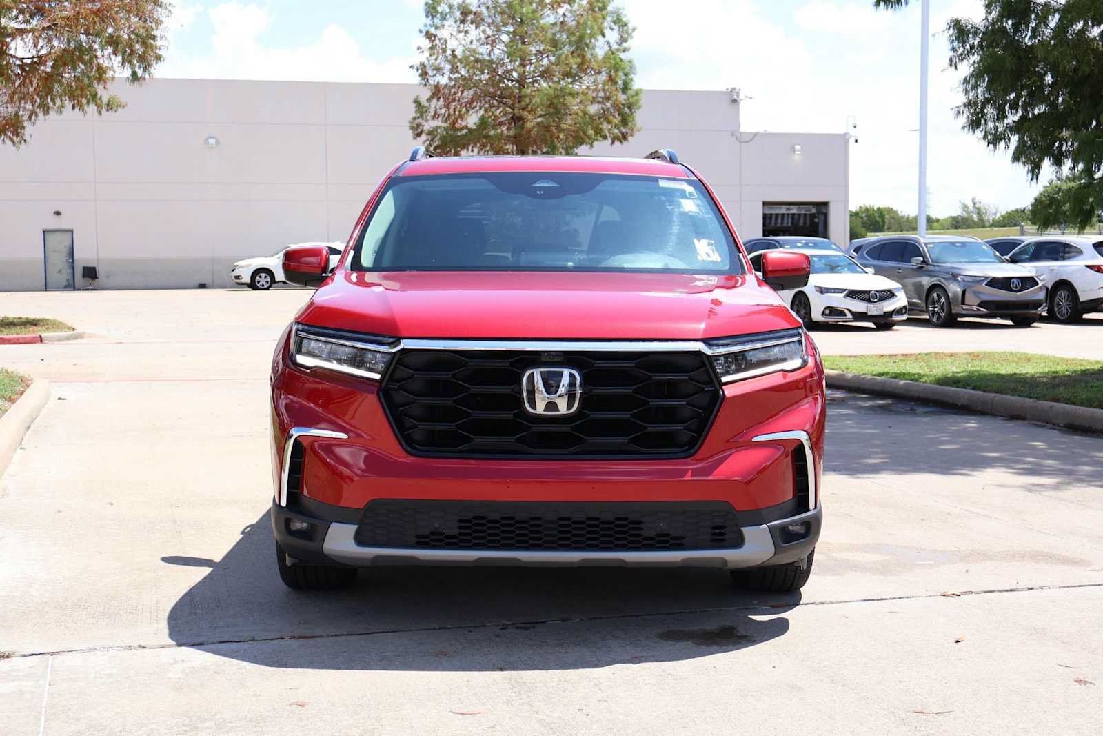 Used 2025 Honda Pilot Elite image 6