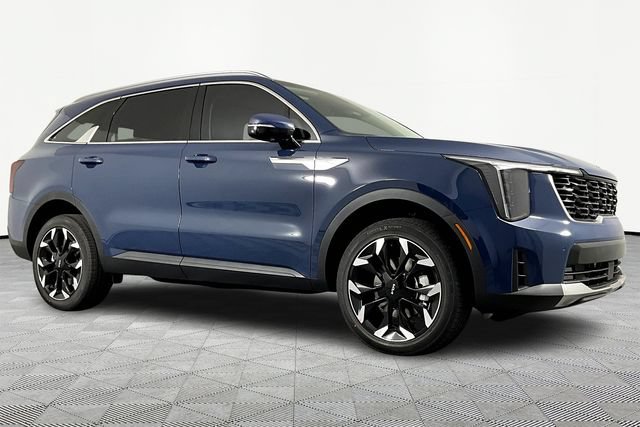 Certified 2026 Kia Sorento EX AWD/4WD image 3