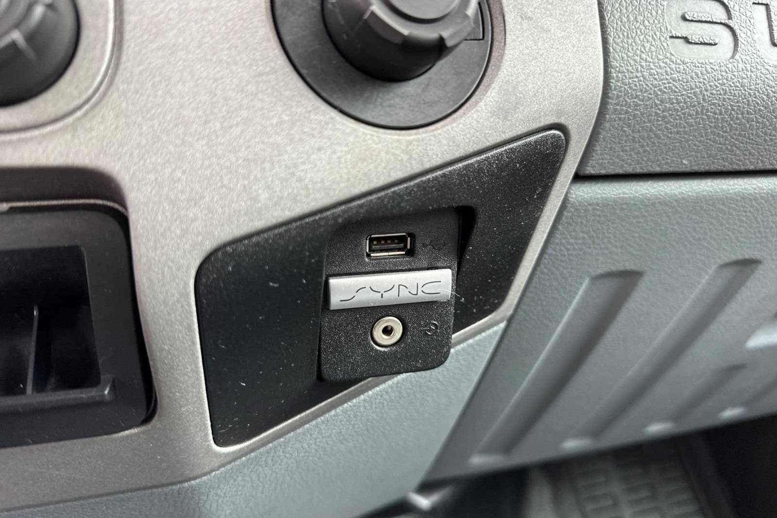 Used 2019 Ford F650 2WD Regular Cab Super Duty image 30