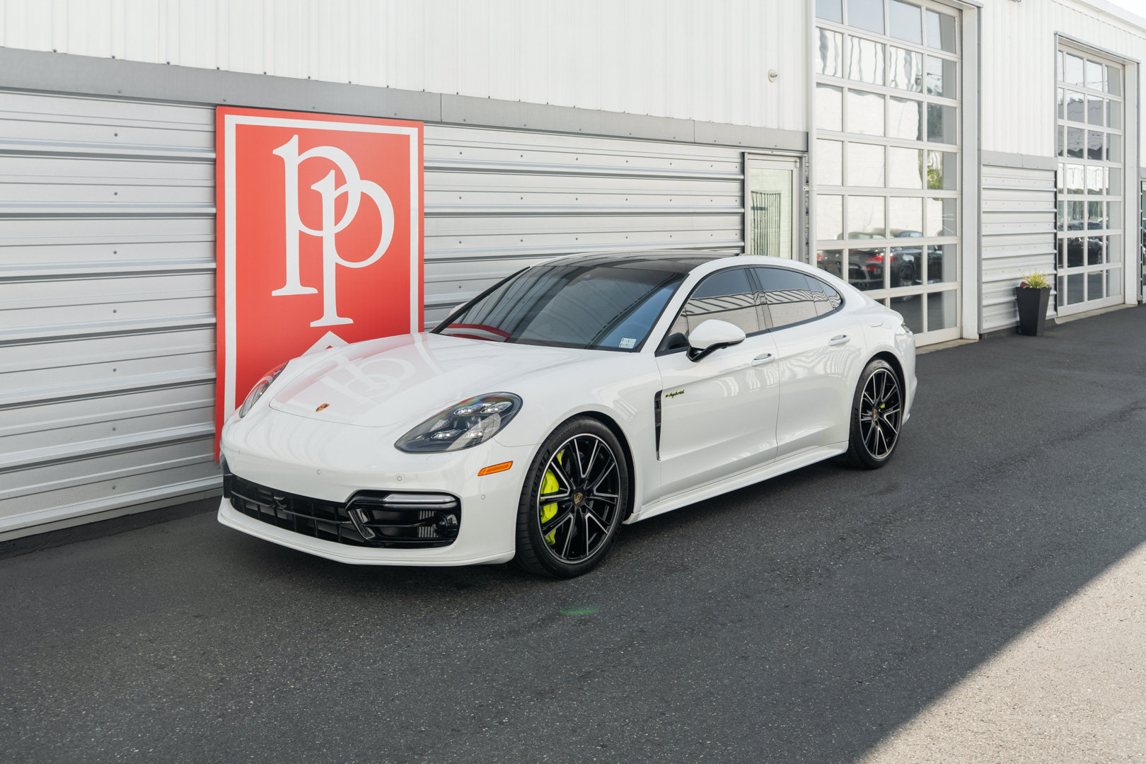 Used 2018 Porsche Panamera Turbo S AWD/4WD image 40