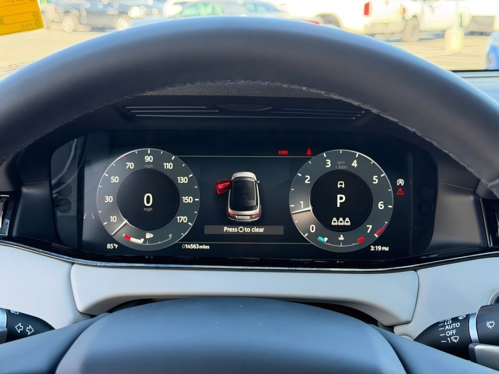 Used 2024 Land Rover Range Rover Evoque Dynamic SE image 22