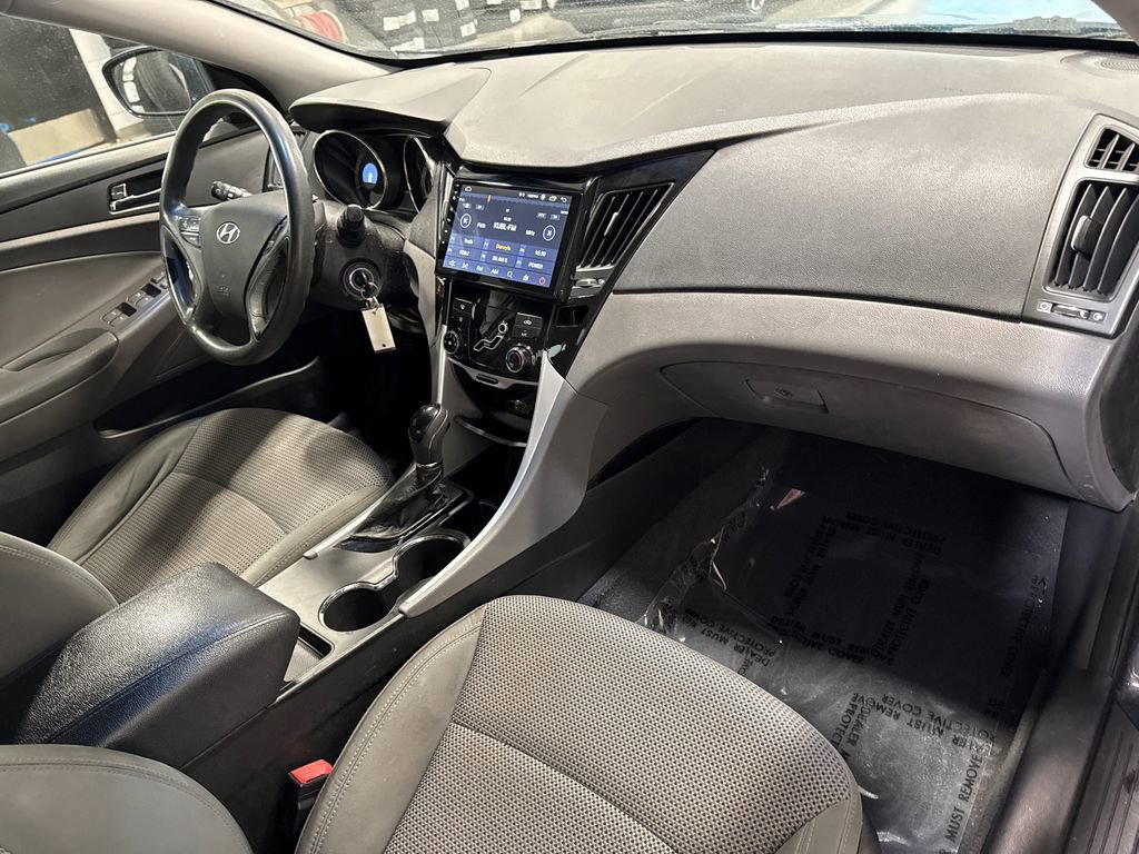 Used 2012 Hyundai Sonata GLS w/ Popular Equipment Pkg FWD image 13