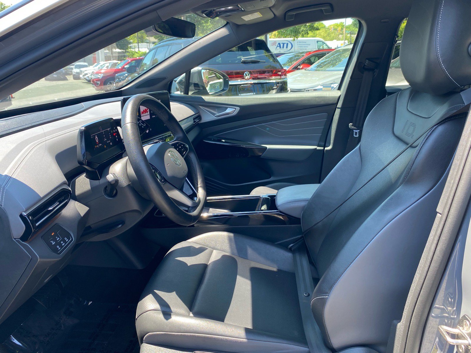 Certified 2023 Volkswagen ID.4 Pro S Plus AWD/4WD image 11