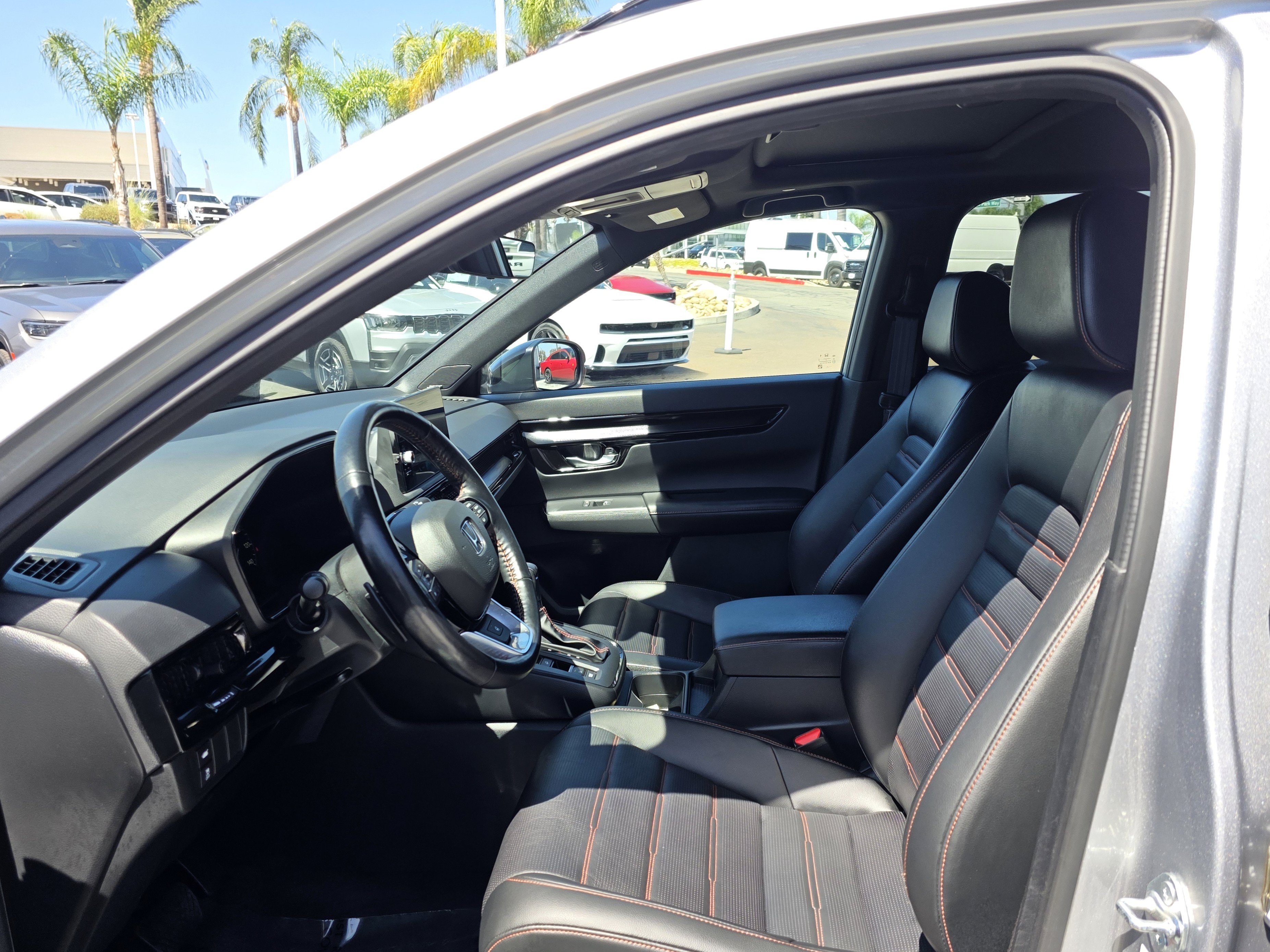Used 2025 Honda CR-V Sport Touring image 12