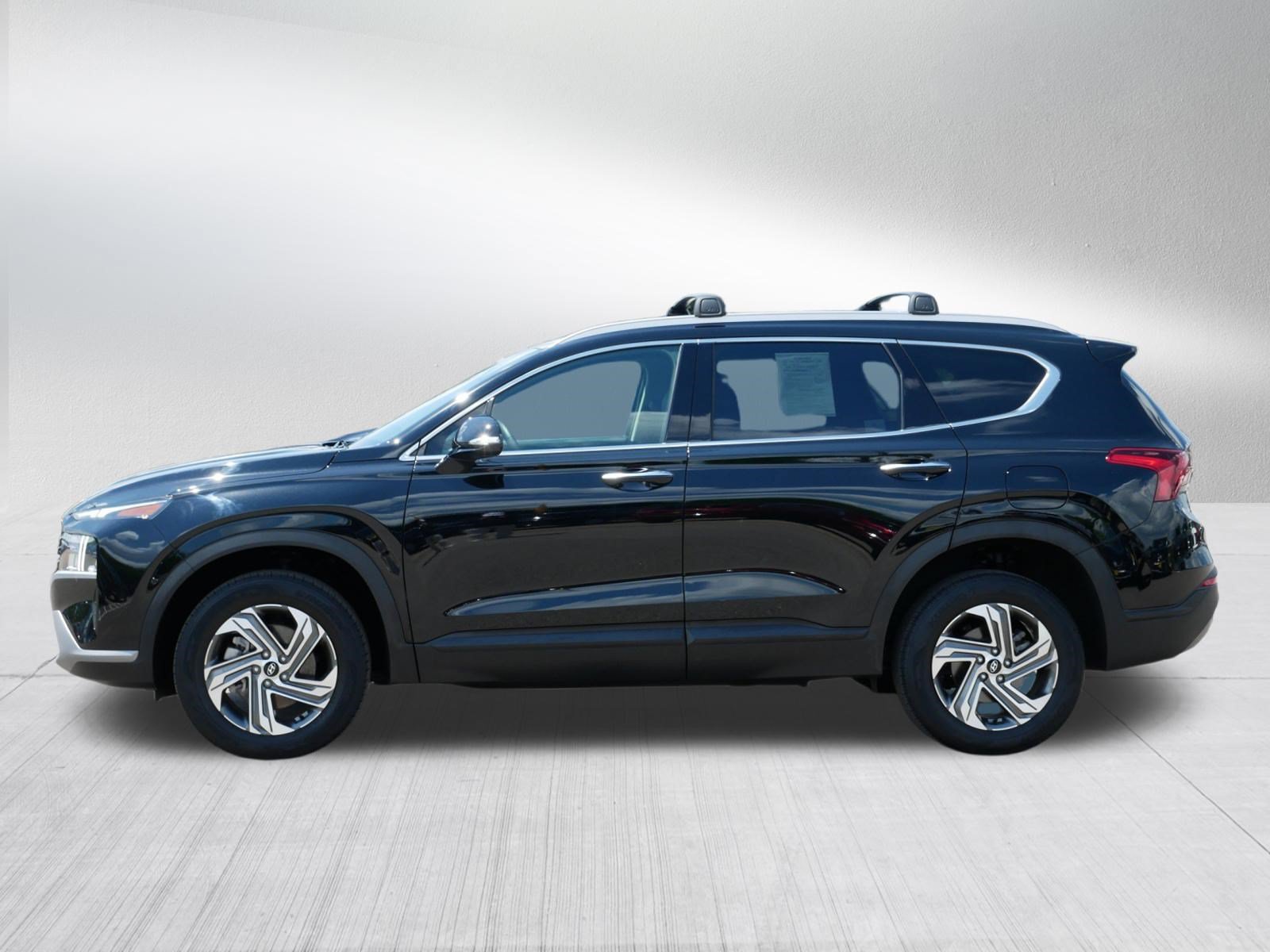 Certified 2023 Hyundai Santa Fe SEL AWD/4WD image 4