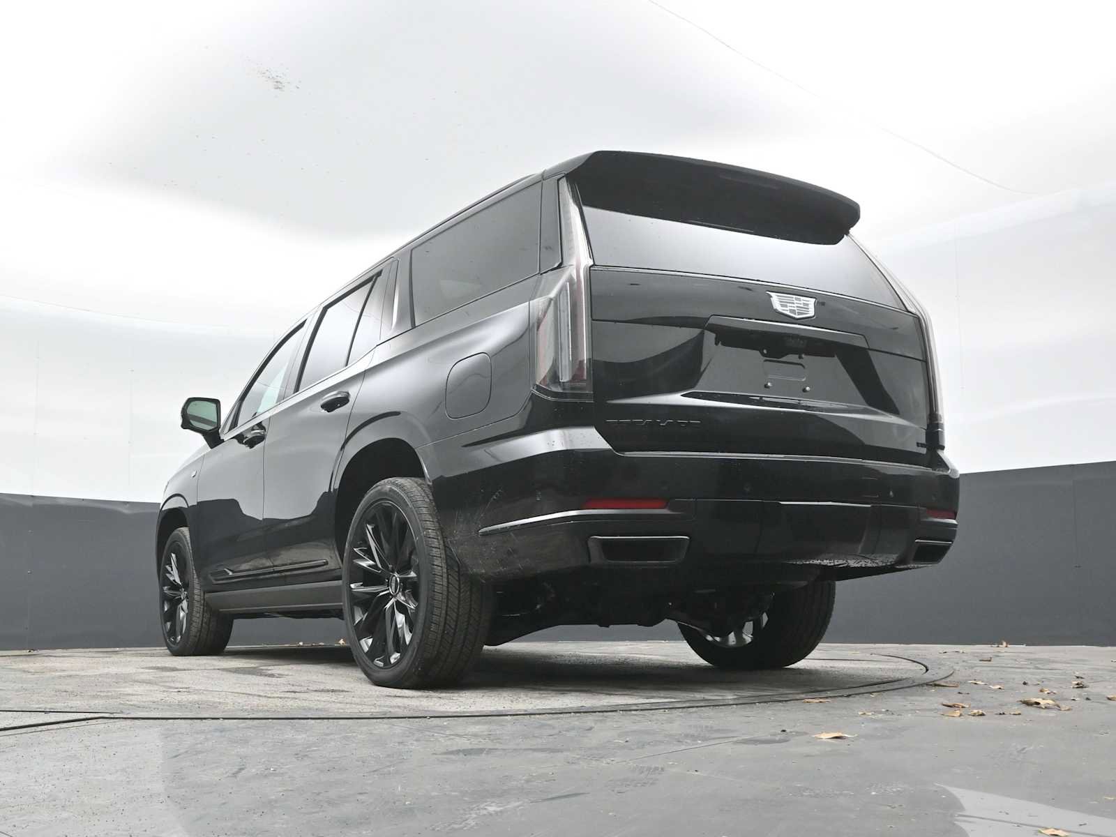 New 2026 Cadillac Escalade Platinum Sport w/ LPO, ONYX Package image 24