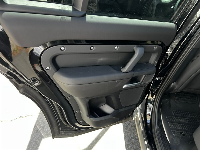 Used 2025 Land Rover Defender 110 S AWD/4WD image 22