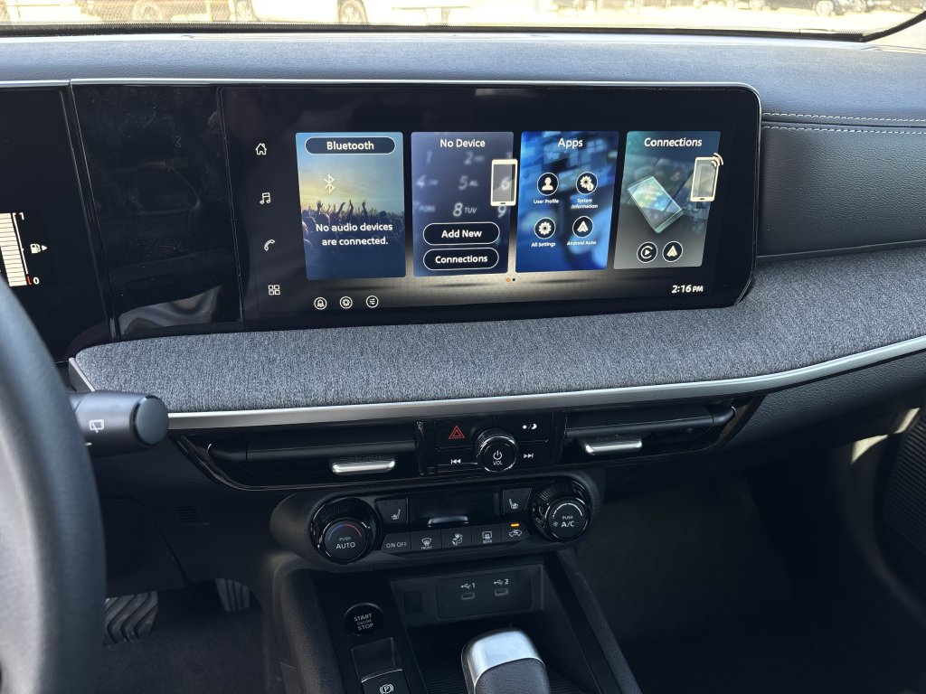 New 2026 Nissan Kicks SV w/ SV Premium Package AWD/4WD image 13