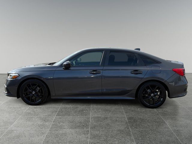 Used 2022 Honda Civic Sport image 2