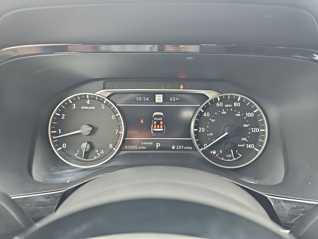 Used 2025 Nissan Pathfinder SL w/ SL Premium Package FWD image 25