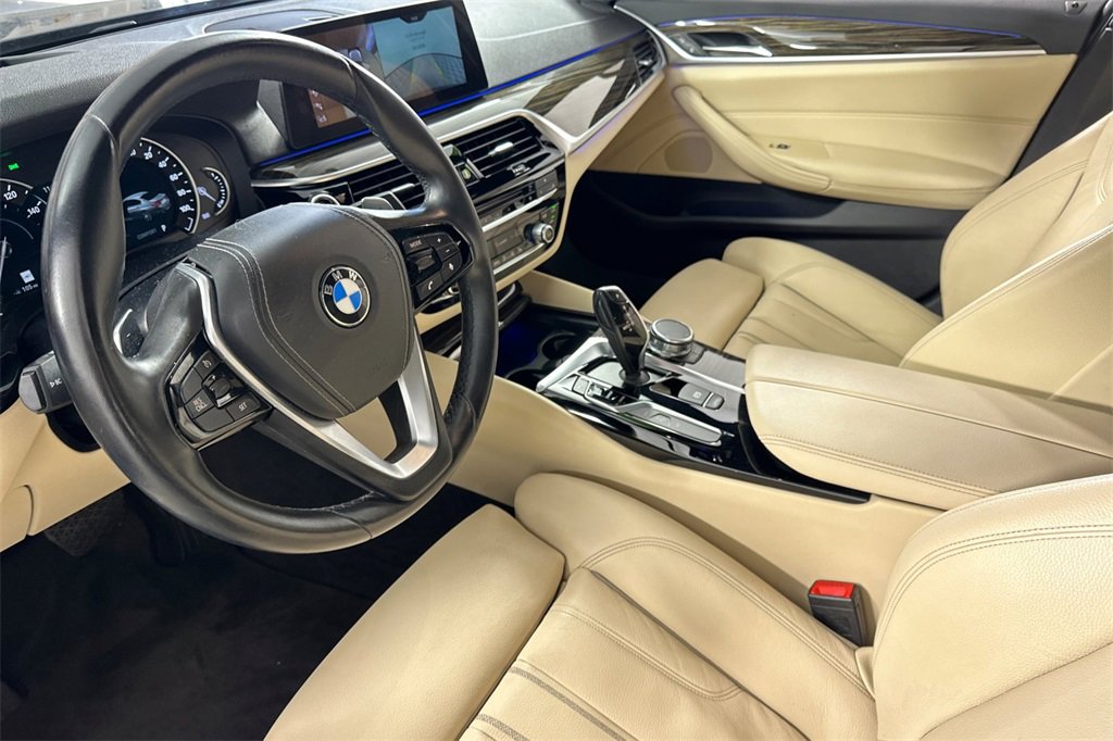 Used 2018 BMW 530e image 10