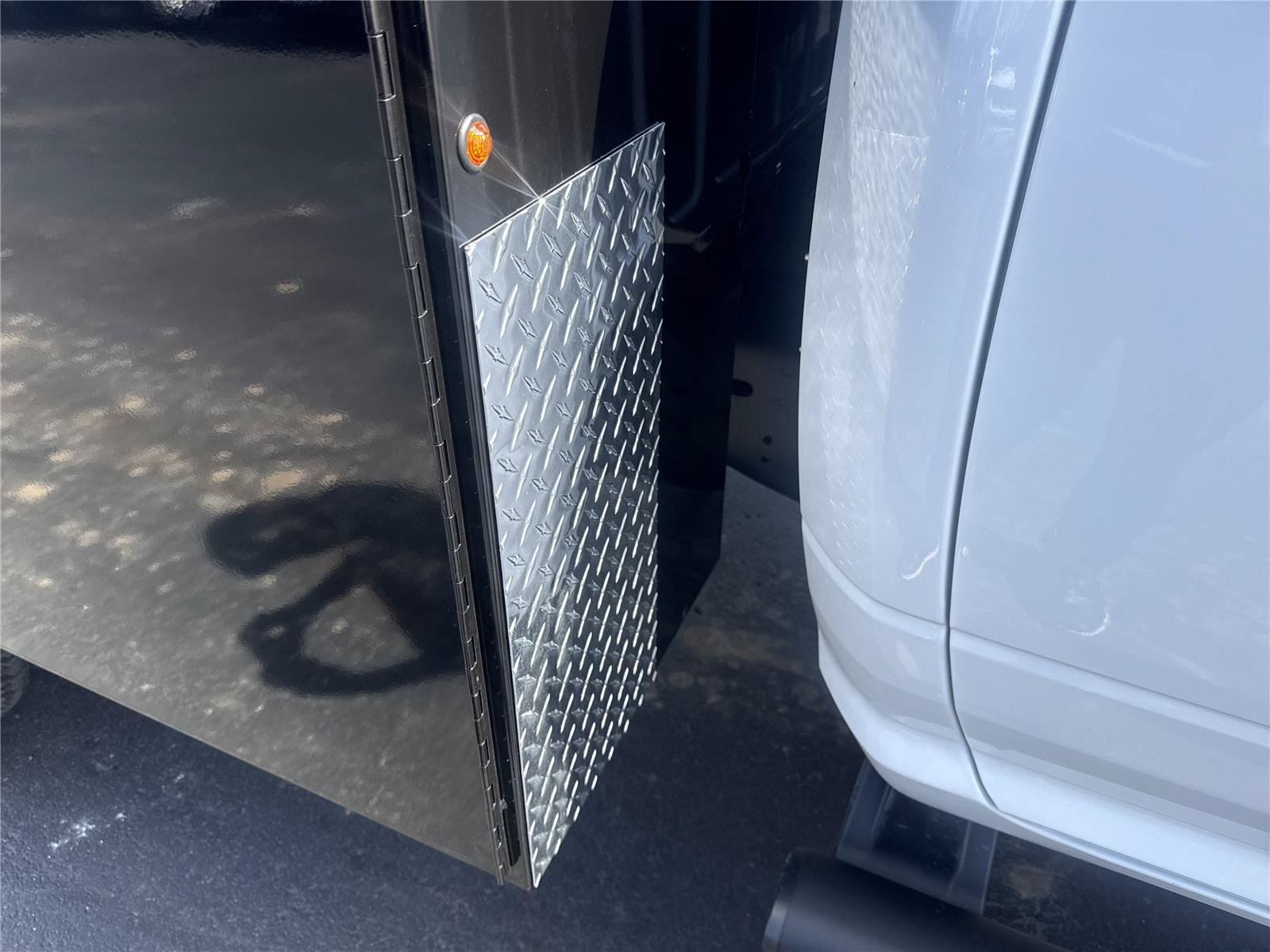 New 2026 RAM 4500 Tradesman AWD/4WD image 9