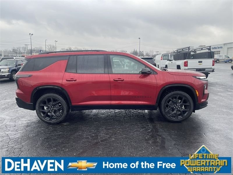New 2026 Chevrolet Traverse RS w/ LPO, Floor Liner Package AWD/4WD image 9