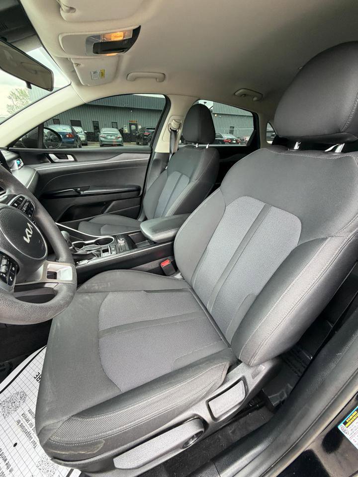Used 2022 Kia K5 LX FWD image 17