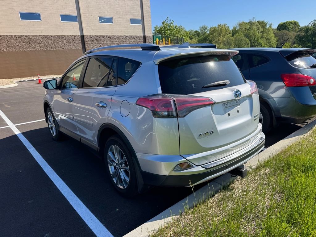Used 2016 Toyota RAV4 Limited w/ Advanced Technology Package AWD/4WD image 19