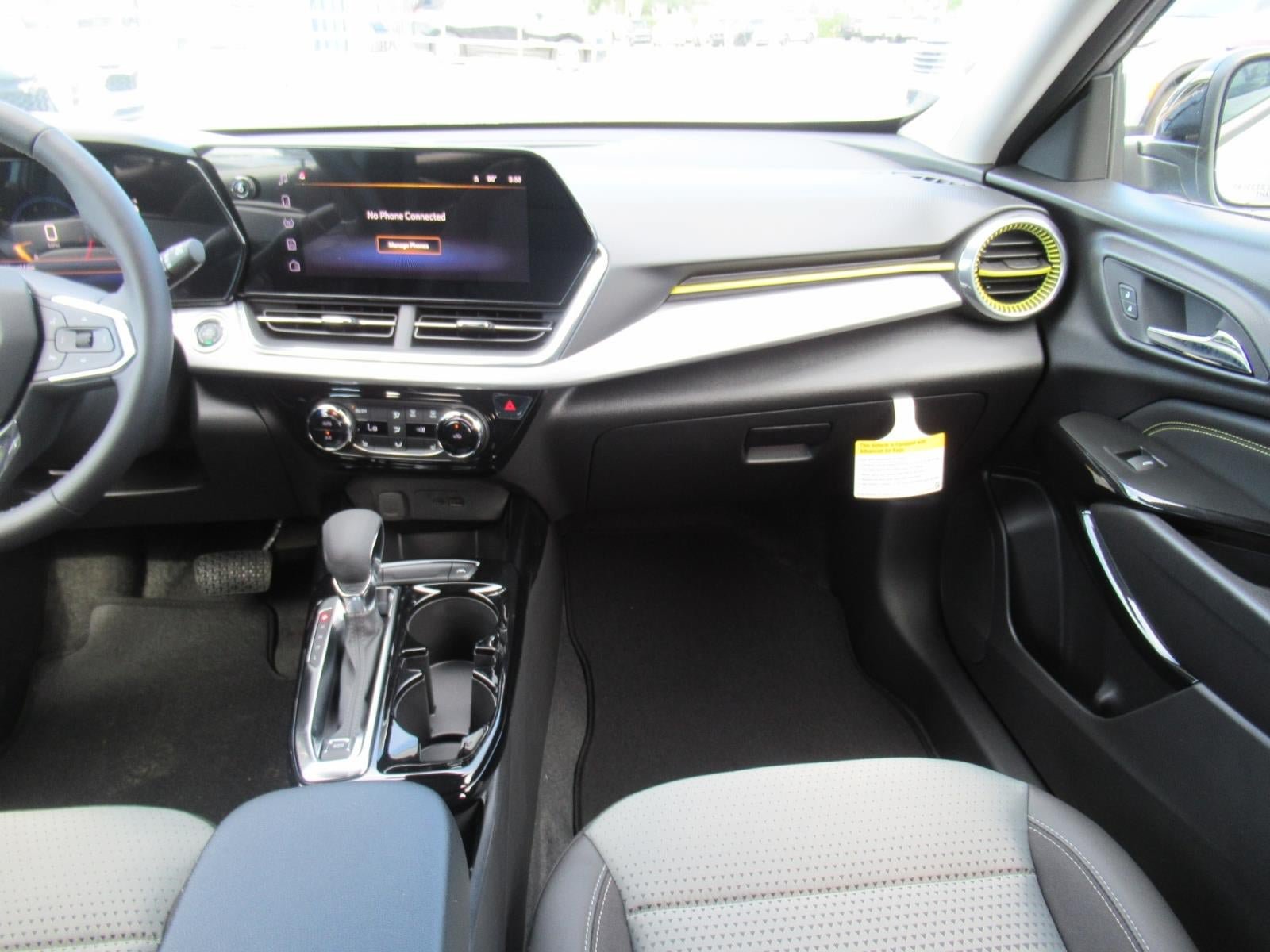 New 2026 Chevrolet Trax LT w/ Driver Confidence Package FWD image 14