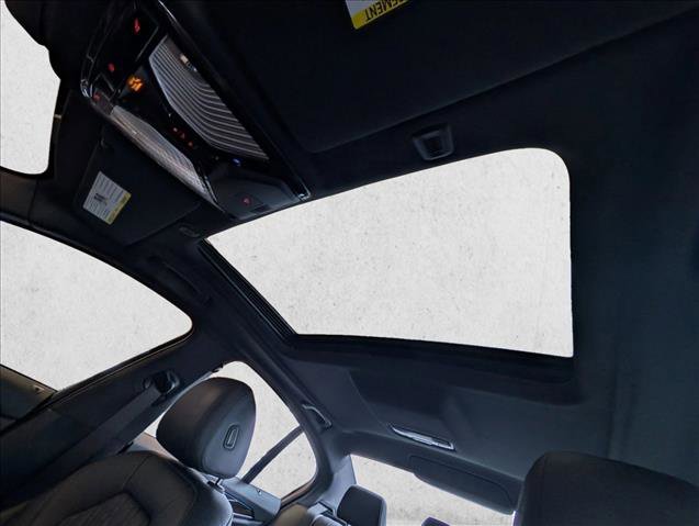 Certified 2023 BMW 530e xDrive w/ Convenience Package image 15