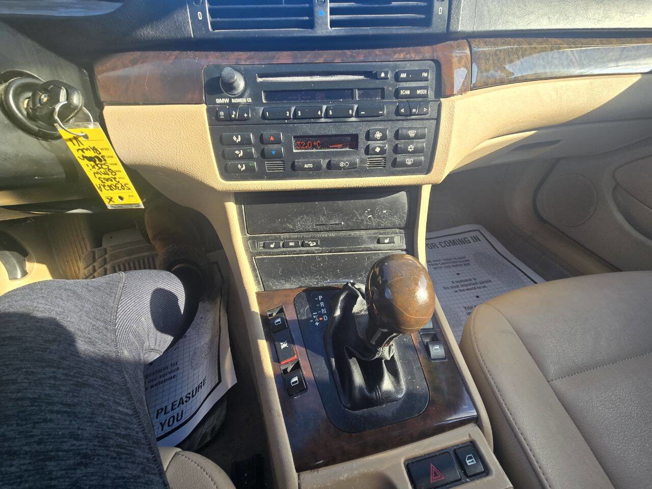 Used 2003 BMW 325xi Sedan image 13