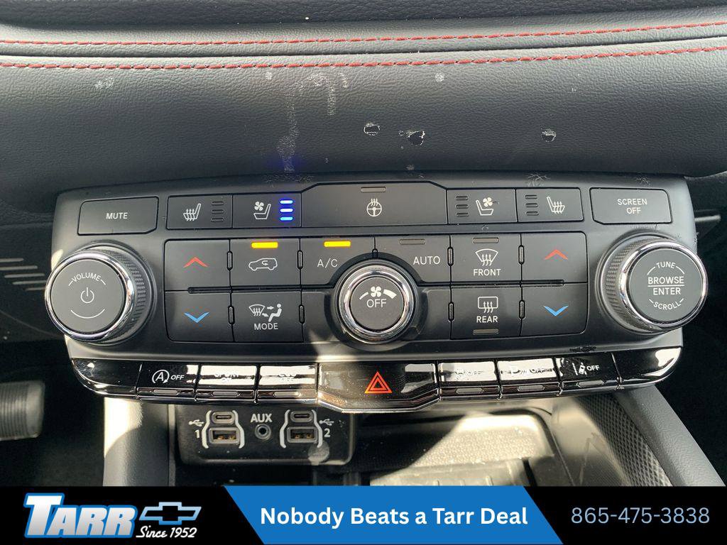 Used 2025 Dodge Durango GT image 17