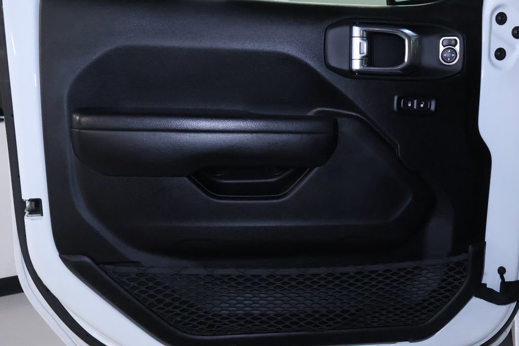 Used 2021 Jeep Wrangler Sport AWD/4WD image 11